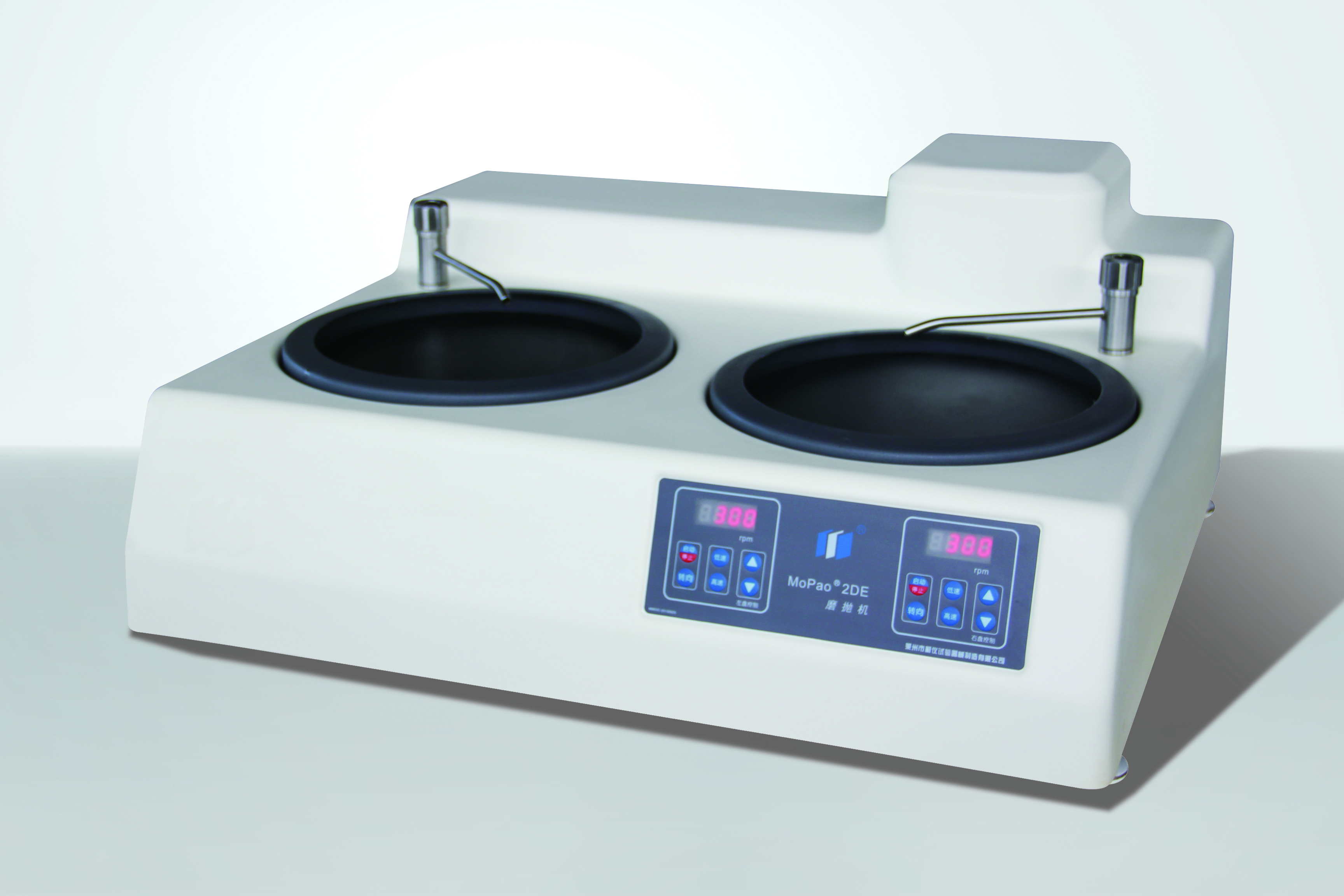 ��������x