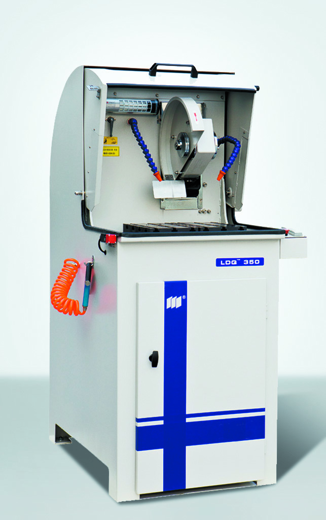 ��������x