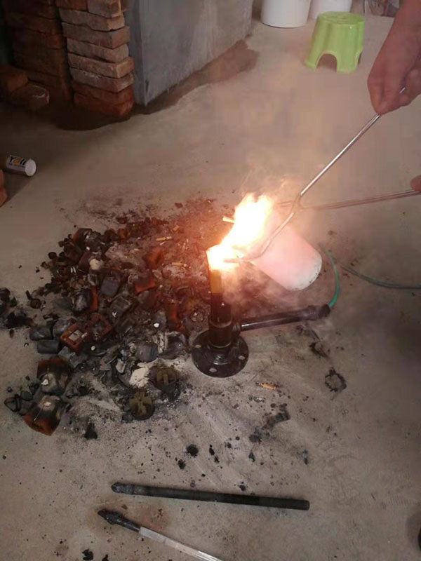 ��̼���S��